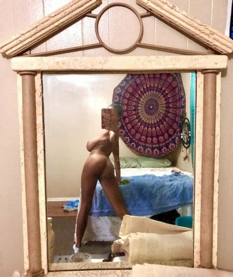 Bush Baby pornstar pics