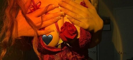 liztheeredhead model nice photos