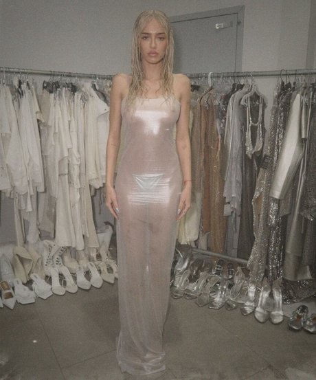 Delilah Belle Hamlin star porn galleries