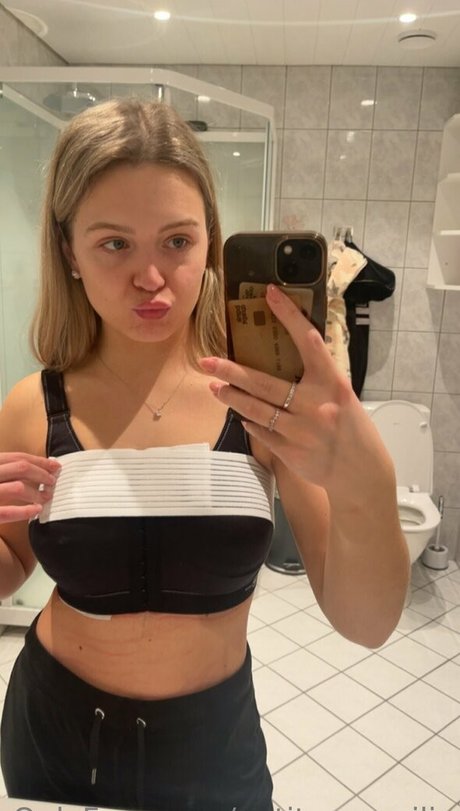 petitesexysilje star best pic