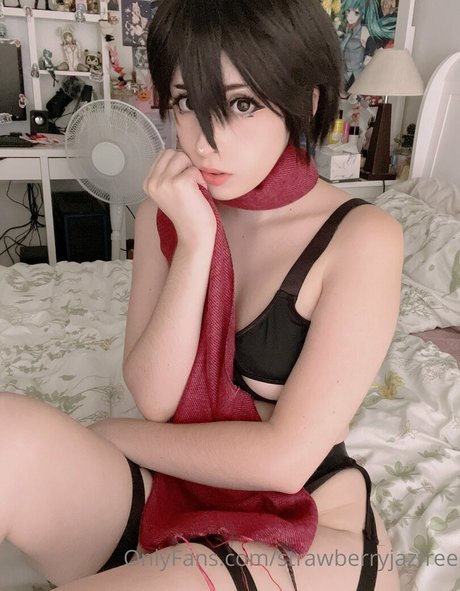 strawberryjazfree nudes actress photo