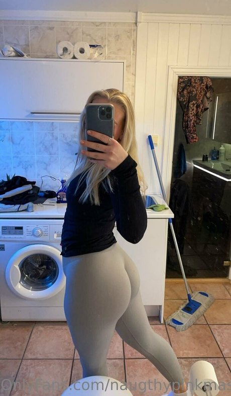 pinkmask43 exclusive pornstar picture