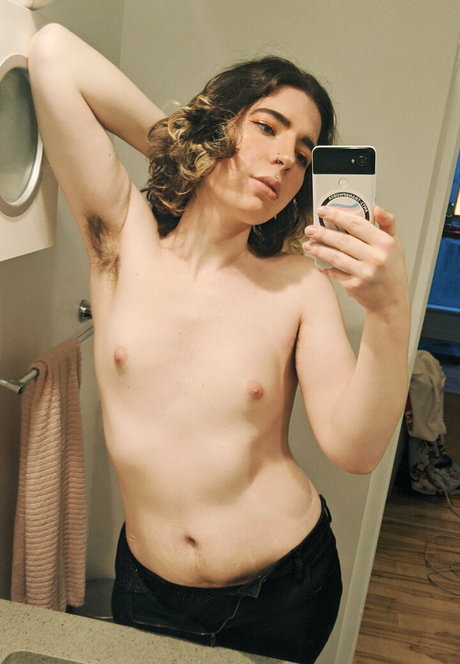 wildflowerfaye model porn pics