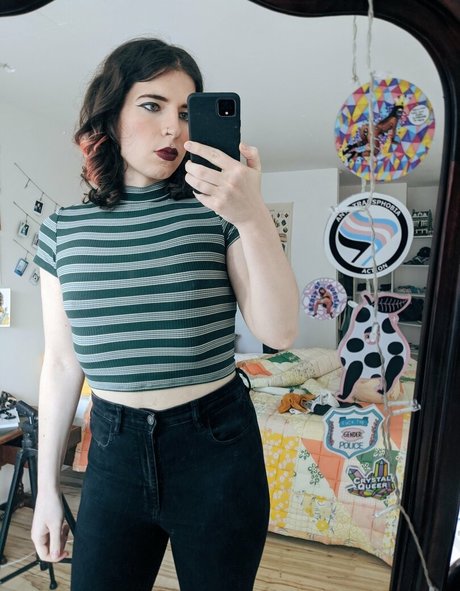 wildflowerfaye adult star pics