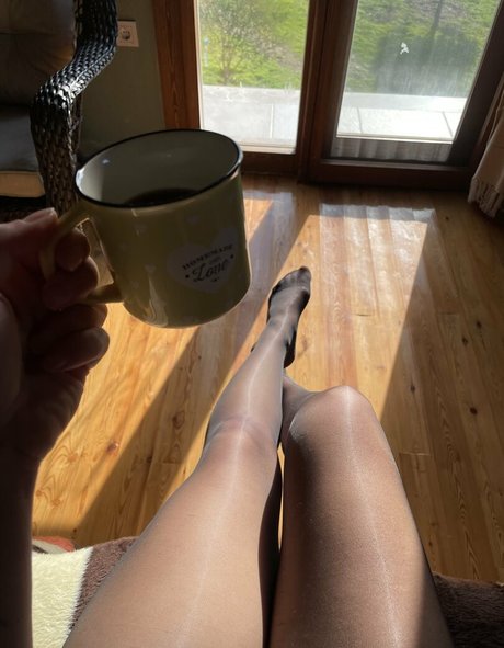 ms ginger art star image