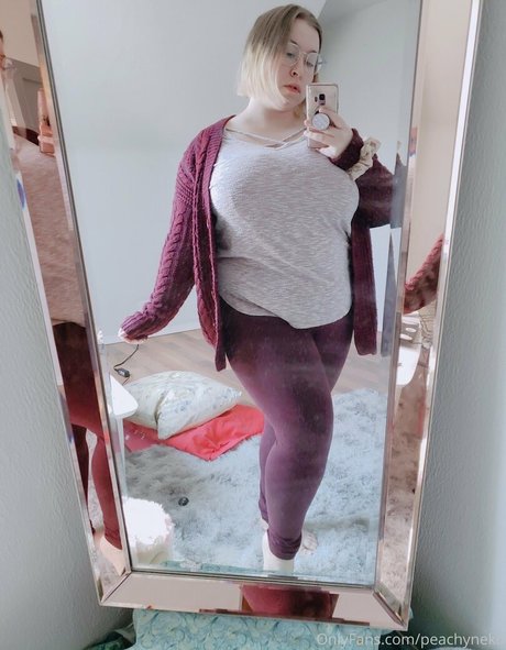 peachyneko pornstar naked gallery