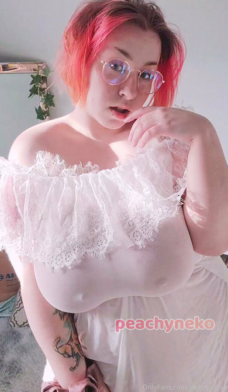 chicks with dicks onlyfans hot porn img