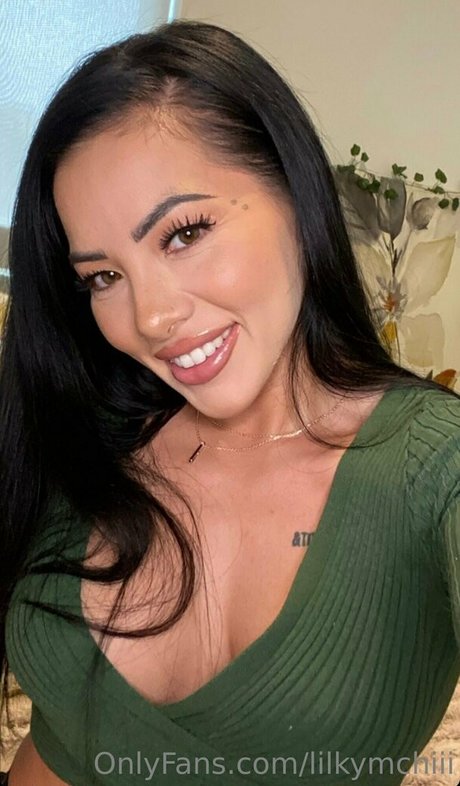 lilkymchiii pornstar hot photos