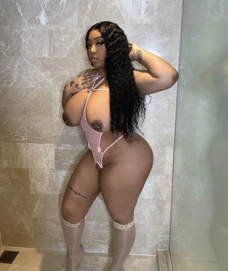 milf tits onlyfans hot naked picture