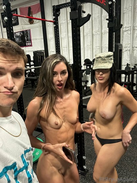 Bryce Adams pornstar pretty img