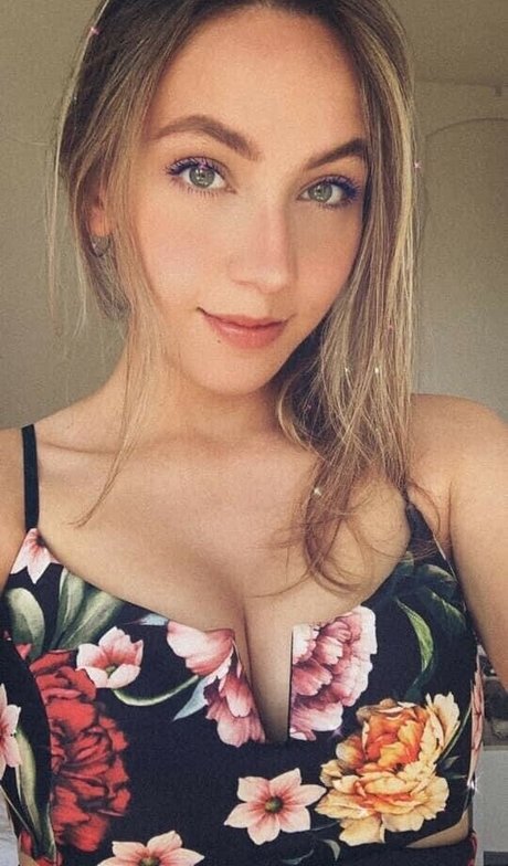 Lais Oening model beautiful galleries