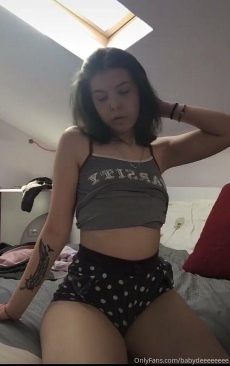 babydeeeefree naked pornstar galleries