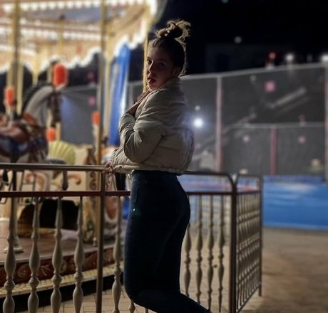 babydeeeefree pretty pornstar photo