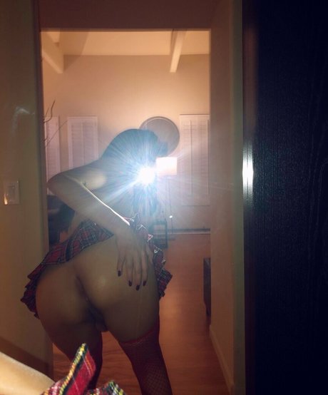 yungskeezy best pornstar pictures