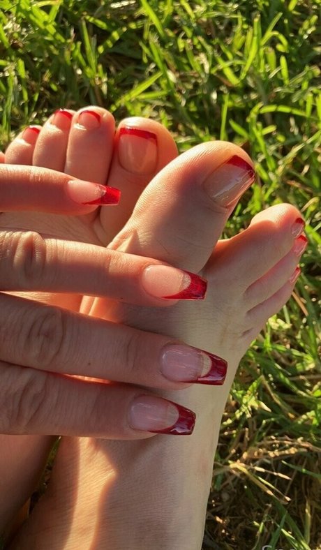 snowbunnygang420 pornographic star img