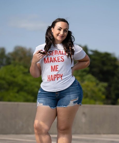 pregnant threesome onlyfans exclusive gallery