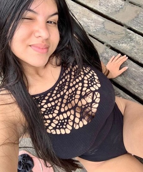 petite girls onlyfans top gallery