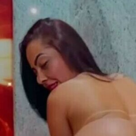 Jhenis Kut Kut star sex pics