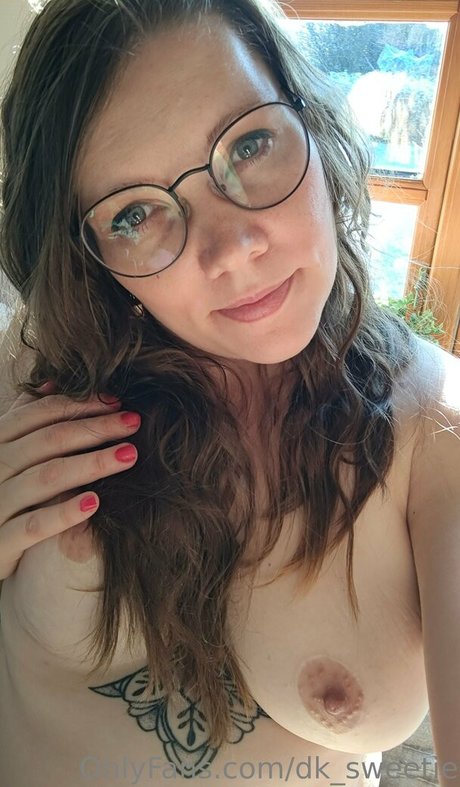 dk sweetie beautiful actress image