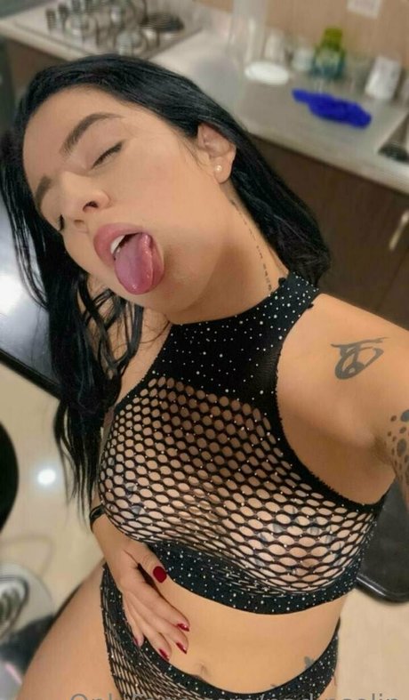 nadinselin high quality model galleries