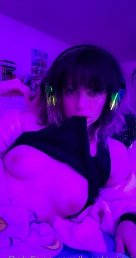 lunalavinci naked star pic