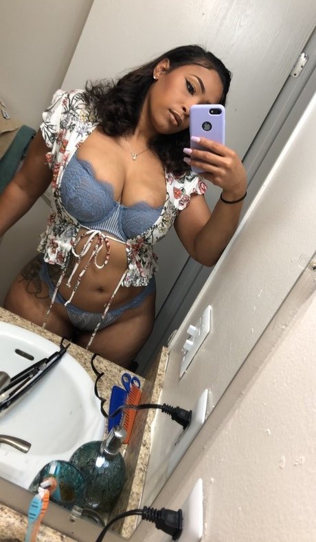 Robyn Banks perfect pornstar img