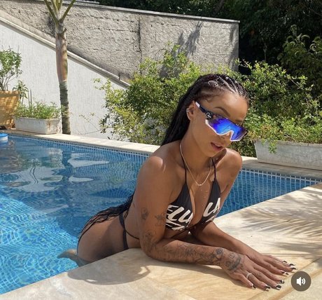 dark nipples onlyfans free gallery