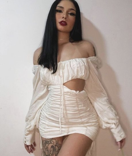 Lia Dumbra model erotic pictures