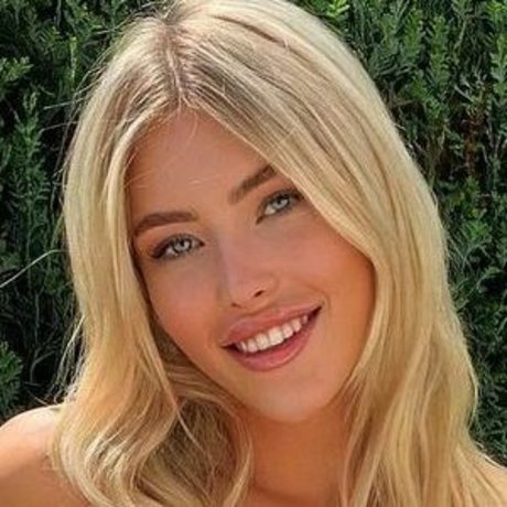 fayleha pornstar nude image