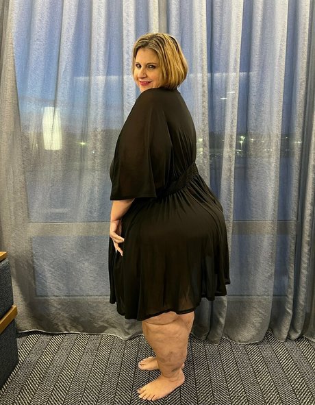 public onlyfans hot naked pics