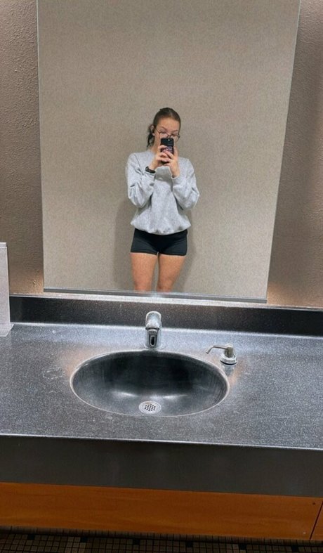 Eralia art model img