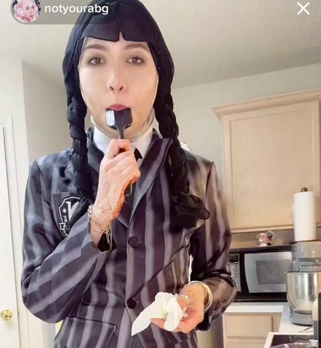 Notyourabg star top img