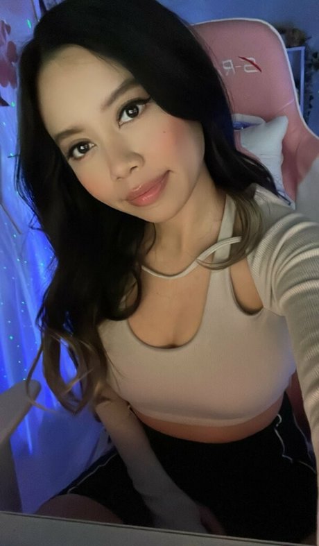 Kimmie D erotic model pic