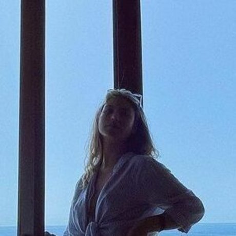 Giovanna Grigio high quality model gallery