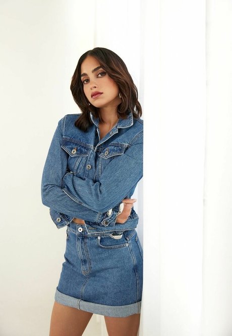 Melissa Barrera porn actress photo