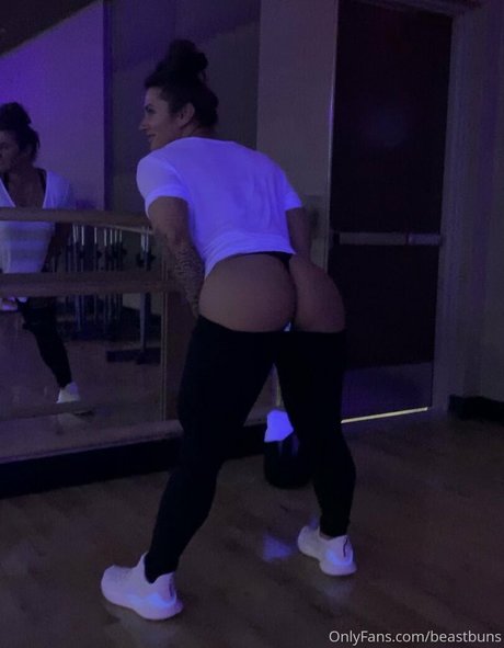 Beastbuns star art galleries