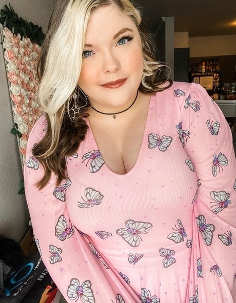 Meg Kaylee hd pornstar photo