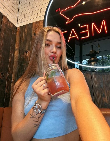 Inna Chimi model free picture