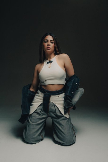 Emeraude Toubia perfect pornstar images