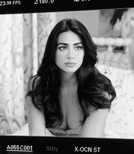 Emeraude Toubia pornstar naked photo