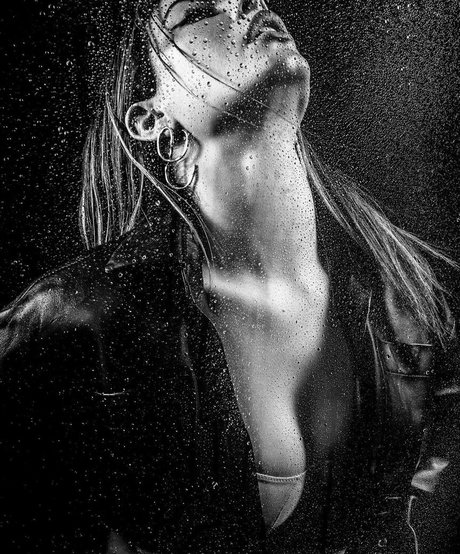 Emeraude Toubia exclusive star pics