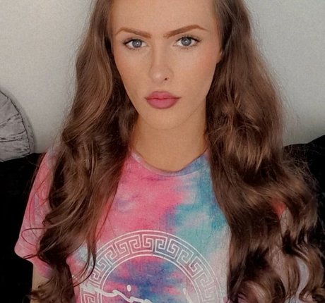 Nikki Harper star pretty picture