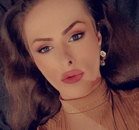 Nikki Harper perfect actress picture