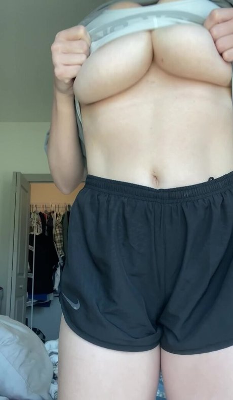 mommy onlyfans sexy image