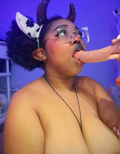 drharleyhoney hd model pic