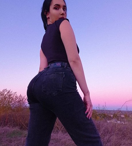 anattienn star art photos