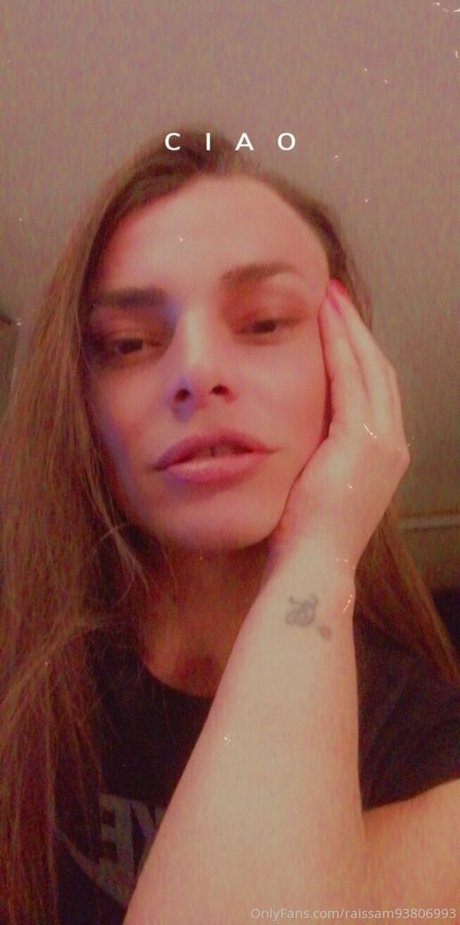 raissam93806993 nudes model pics