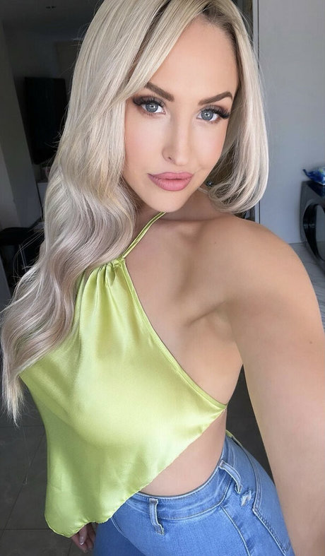 Eljonesuk pretty star pics