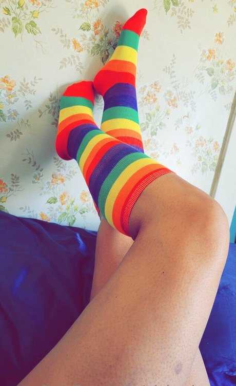 nickeyjames model xxx image