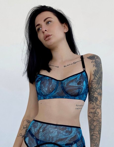 stasya stasya a exclusive star img